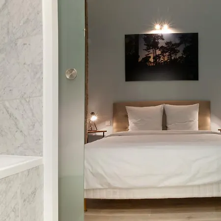 Contemporary Saint Sauveur One Bedroom Apartamento *